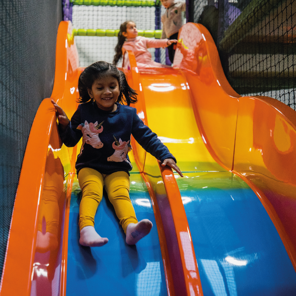 Play den @ Clip 'n Climb Colchester